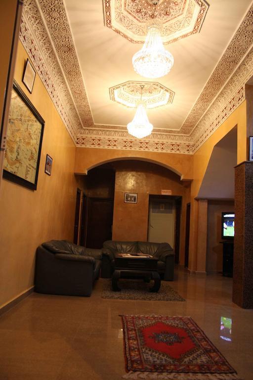 Hotel Amsterdam Ουαρζαζάτ Εξωτερικό φωτογραφία