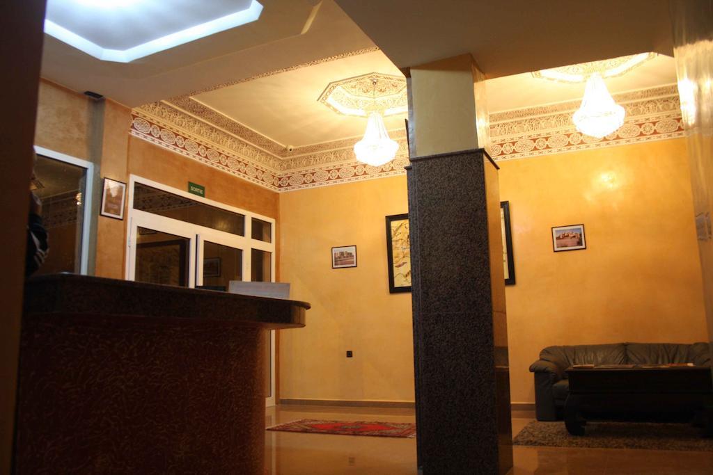 Hotel Amsterdam Ουαρζαζάτ Εξωτερικό φωτογραφία