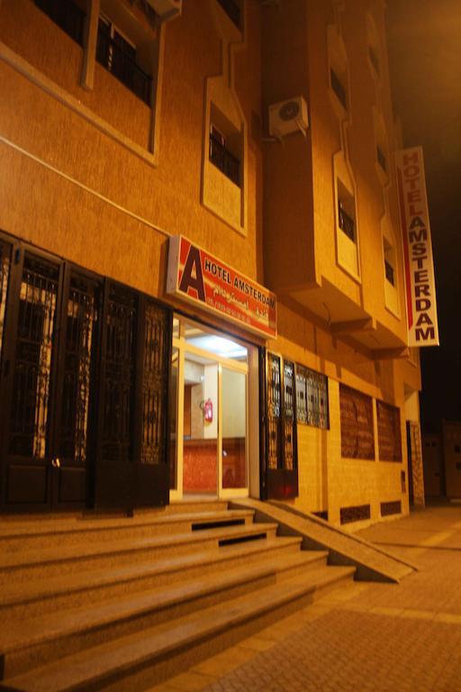 Hotel Amsterdam Ουαρζαζάτ Εξωτερικό φωτογραφία